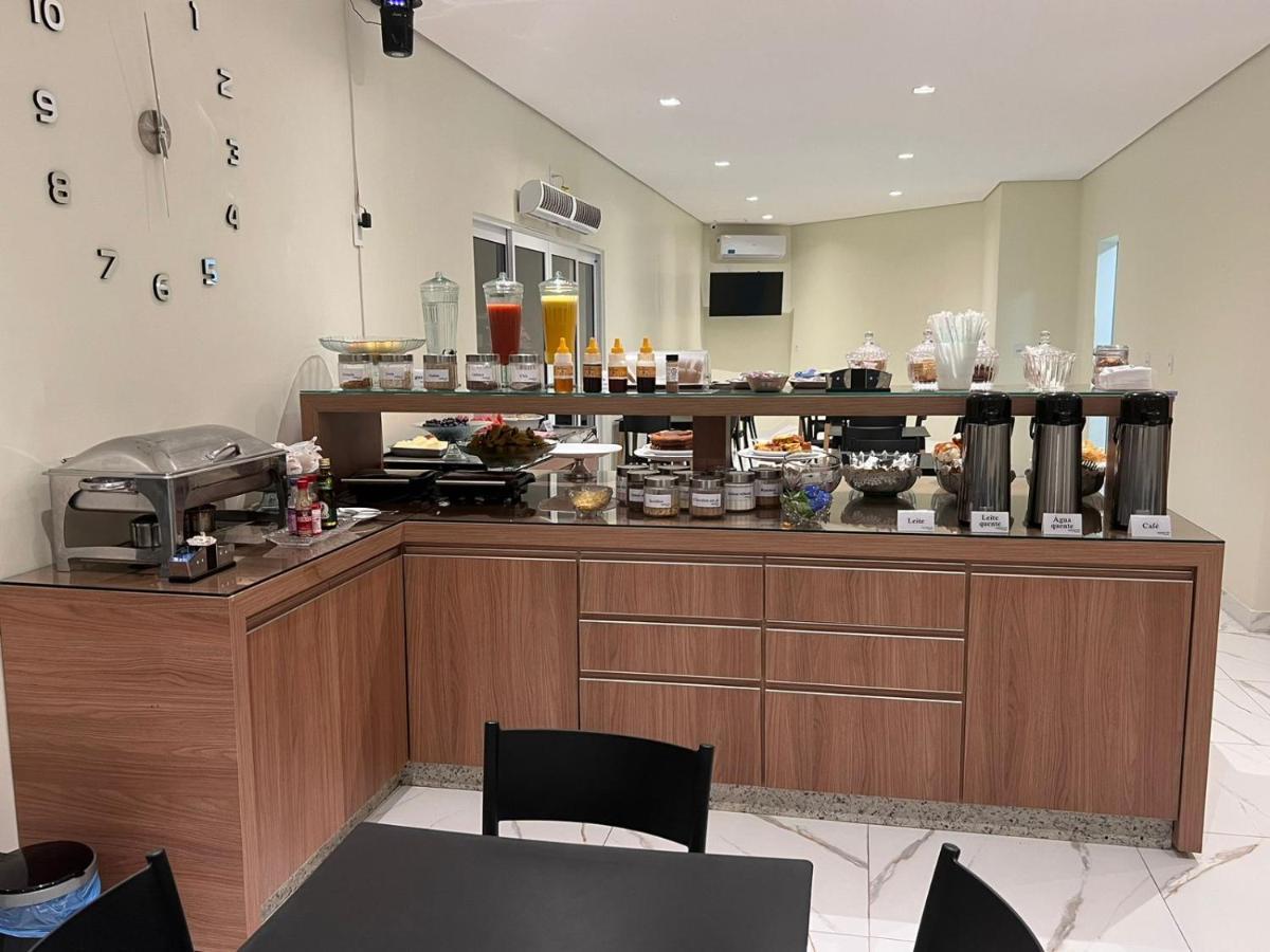 Rametta Hotel Montes Claros Bagian luar foto