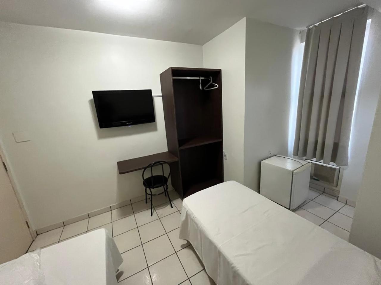 Rametta Hotel Montes Claros Bagian luar foto