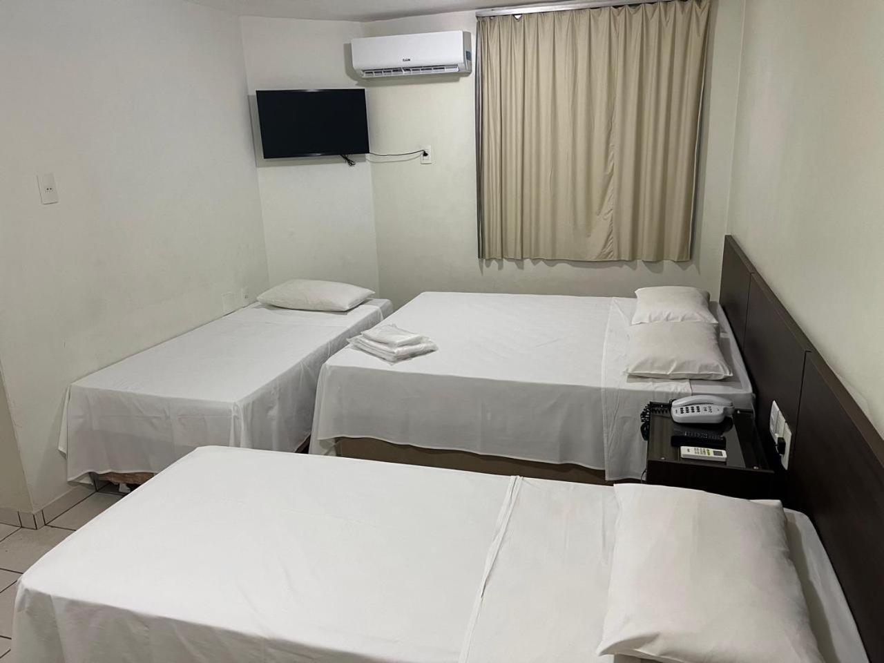 Rametta Hotel Montes Claros Bagian luar foto
