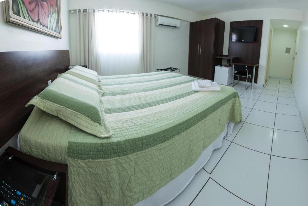 Rametta Hotel Montes Claros Bagian luar foto